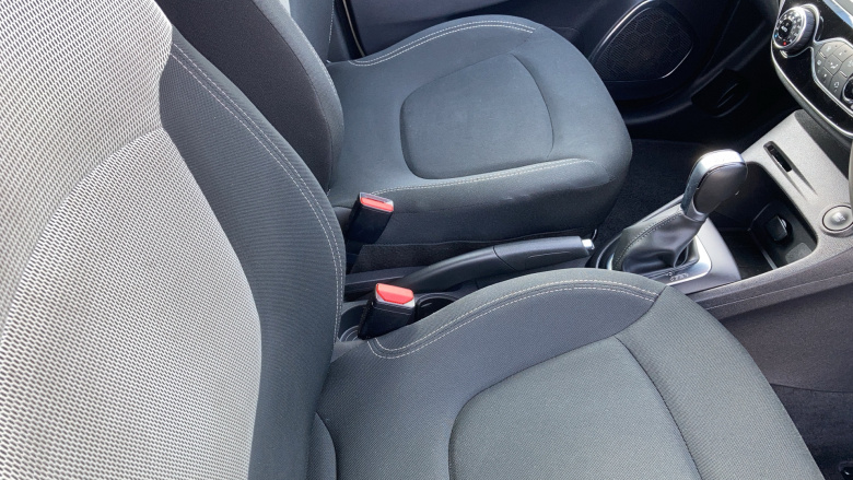 Renault Captur 1.5 dCi 90 Iconic 5dr EDC Diesel Hatchback